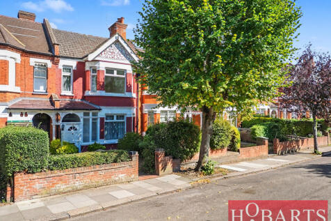 3 Bedroom Terraced for Sale