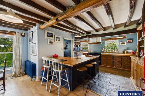 Kitchen &amp; Dining Room