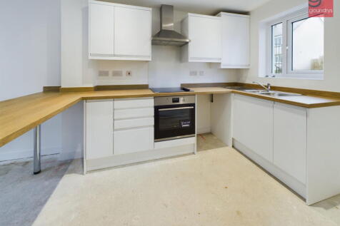 Agar Crescent, Falmouth, TR11 5XJ photo 3