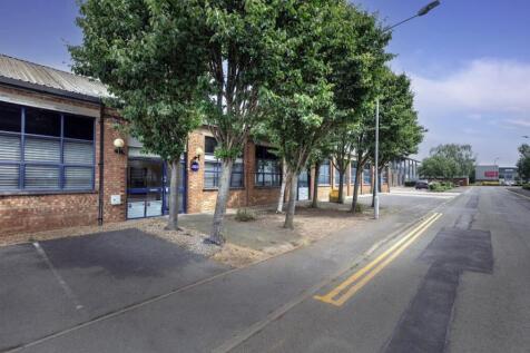 4923 Ipswich Road Slough 4.jpg