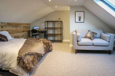 oxl_120_warwick_banbury_5750_MR.jpg