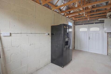 Garage/Utility