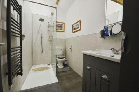 bathroom.jpeg