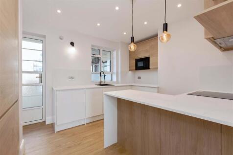 Onslow Court_10.jpg