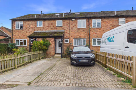 CAM01984G0-PR0558-STILL016