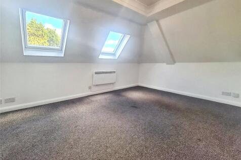 Edwina Close, Southampton, Hampshire, SO19 photo 4