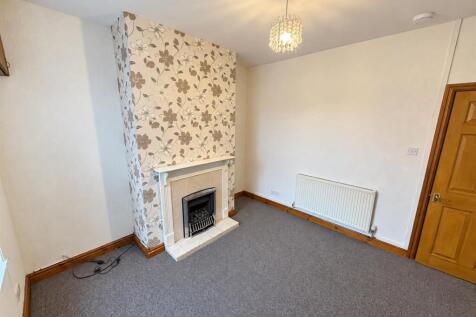 DINING ROOM -.jpeg