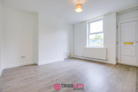 Sheffield Road, Hoyland, Barnsley, South Yorkshire, S74 photo 3