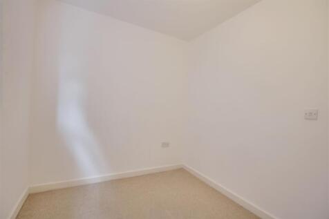 Bedroom Two (2)