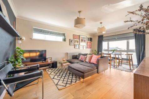 London, E11 - property photo