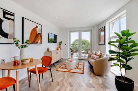 Show Home Living