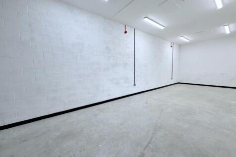 Light Industrial to rent Image 5