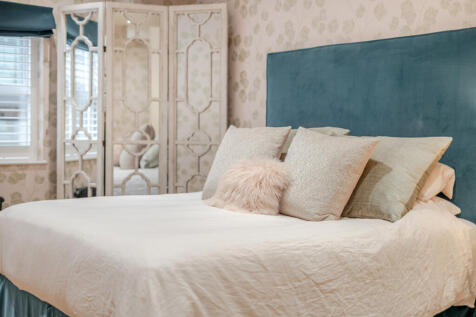 1388728-12-694018...