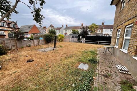 Swanage Road, Southend-on-Sea, Essex, SS2 photo 4