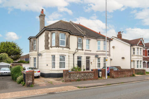 Worthing, BN14 - property photo