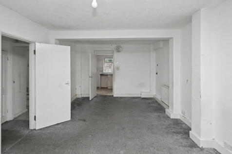 82 Dryfield Road, Edgware, London, HA8 9JU