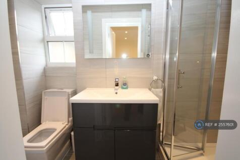 En-Suite Private Bathroom