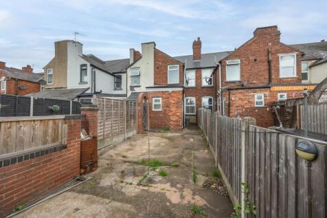 235 Broad Lane (14 of 17)