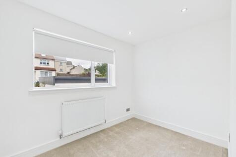 CAM05526G0-PR0028...