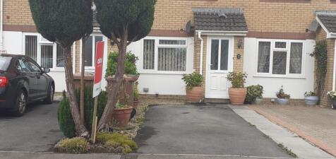 15 waun erw front photo.jpg