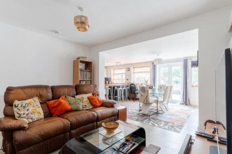 63 Avonmouth Road-23