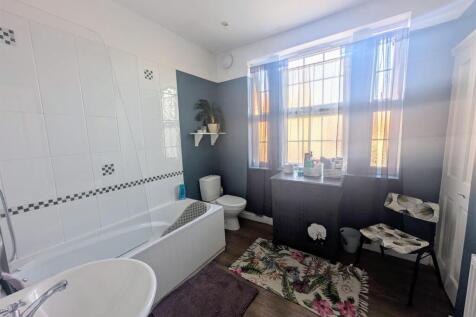 WhatsApp Image 2025-07-01 at 12.20.39_1374e754.jpg