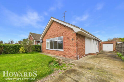 2 Bedroom Bungalow in NR32 5JB