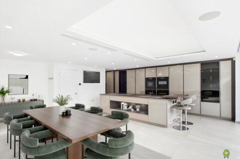 Presented by James at EweMove Bexleyheath and Dart