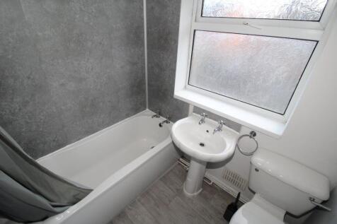 Red House Road, Hebburn, Tyne and Wear, NE31 photo 3
