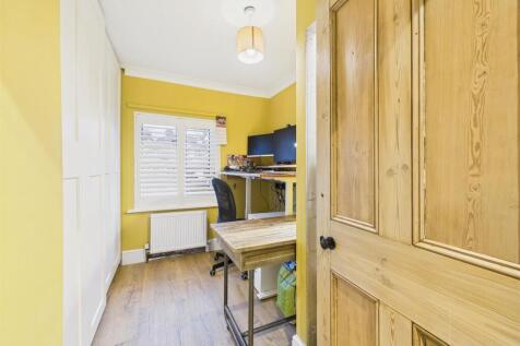 BEDROOM THREE/HOME OFFICE