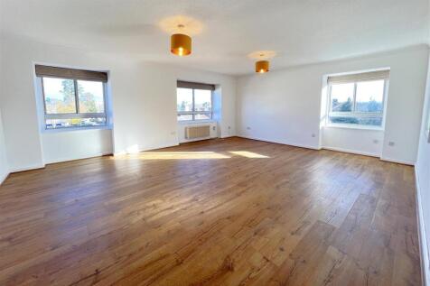Living Room.JPG