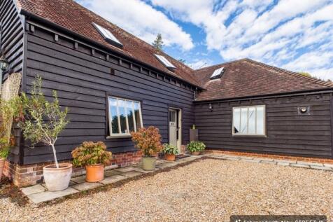 2-bed detached on Monk Sherborne, Tadley, RG26, £2,500/mo
