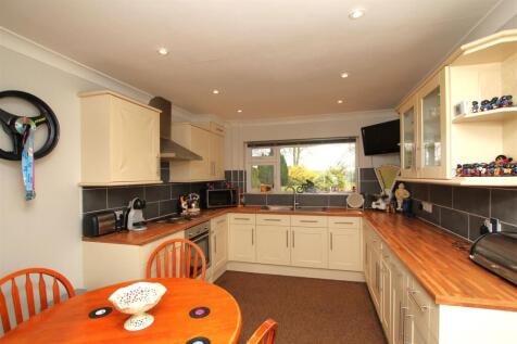 Kitchen &amp; Breakfast Room.JPG