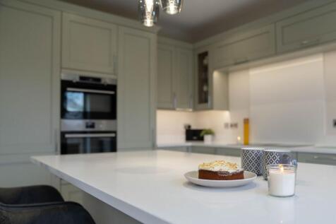 Sociable kitchen island