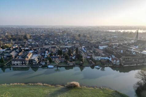 St Ives, PE27 - property photo
