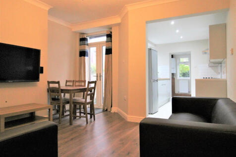 3-bed house on Sibsey Street, Lancaster, £1,833/mo