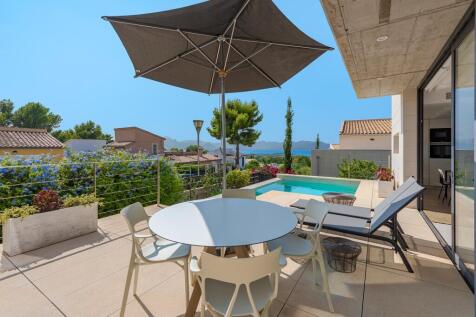 Pool Terrace (1)