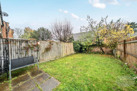 adcfcd6f-da08-4d9...