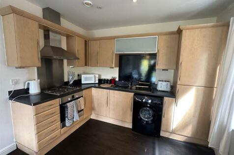 kitchen 2.jpg