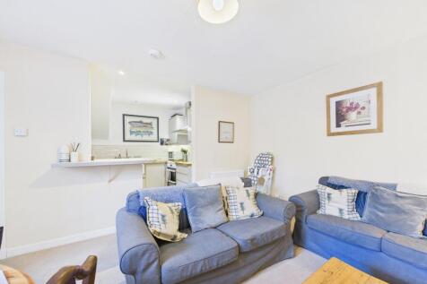 CAM03185G0-PR0084-STILL016