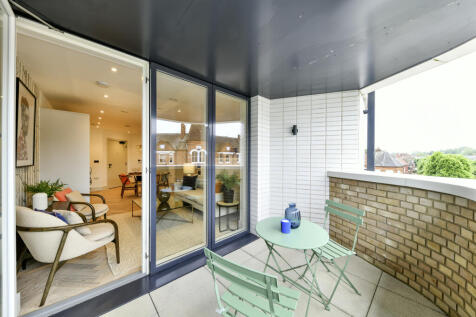 Clifton Mansions, Park Avenue, London, NW2 photo 3