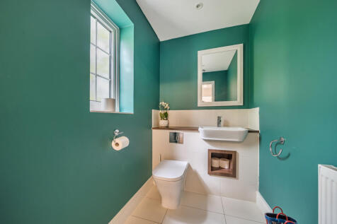 1347006-14-68b846...