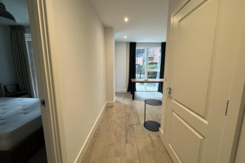 Flat 16, 3 Joseph Huntley Walk, Reading photo 3