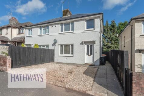 3-bed semi-detached on Lodge Avenue, Caerleon, NP18, £1,250/mo