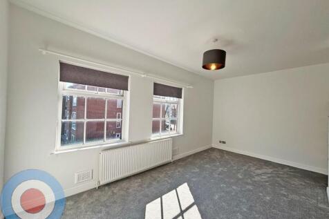 WhatsApp Image 2025-03-24 at 18.32.29 (1).jpeg