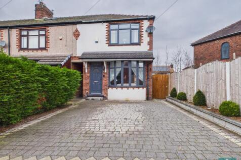 Oldham, OL2 - property photo