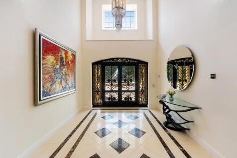 7 bed, 7 bath Detached in Bristol - Photo 3