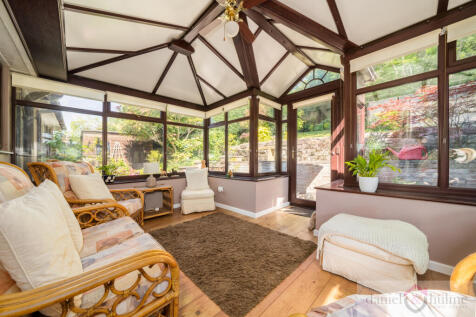 31 Campbell Avenue-14