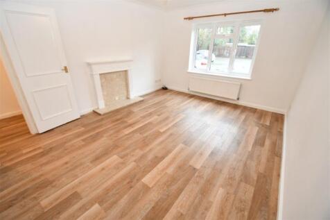 1 bedroom Ground Floor Apartment in Bramley photo 4