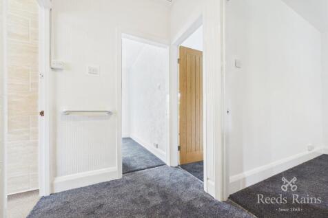 Pendas Walk, Leeds, West Yorkshire, LS15 photo 3